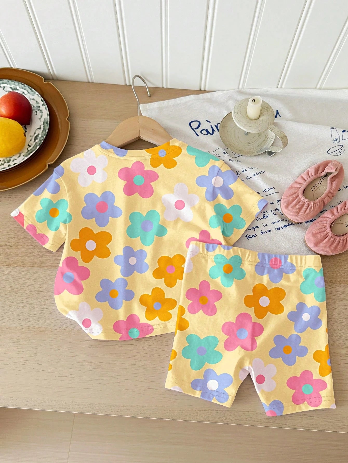 2Pcs Young Girl Casual Simple Short Sleeve Top and Shorts Set, Suitable for Summer