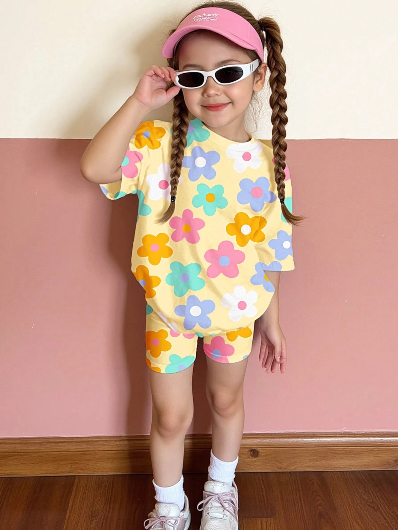 2Pcs Young Girl Casual Simple Short Sleeve Top and Shorts Set, Suitable for Summer